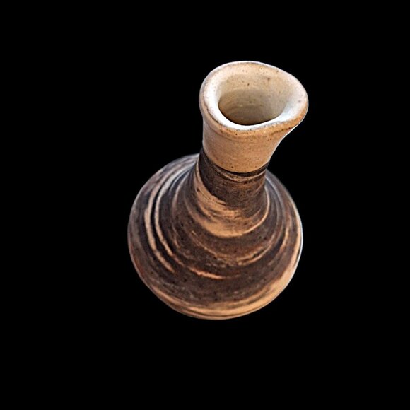 Small 5" Hand Thrown Signed Earth Tones Olive Oil Jug Israel NWT - Picture 5 of 10